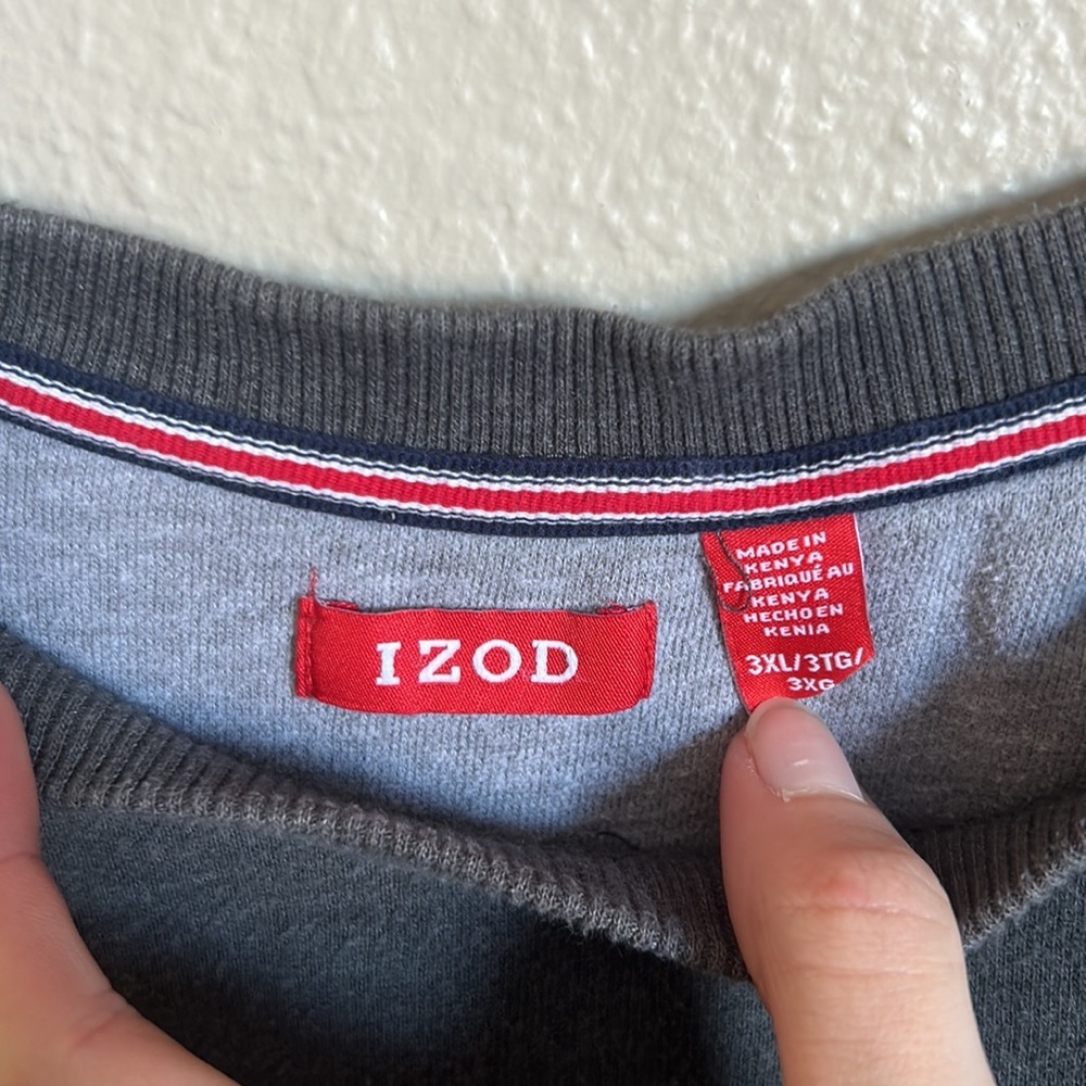 Izod plus size sweater - Picture 2 of 4